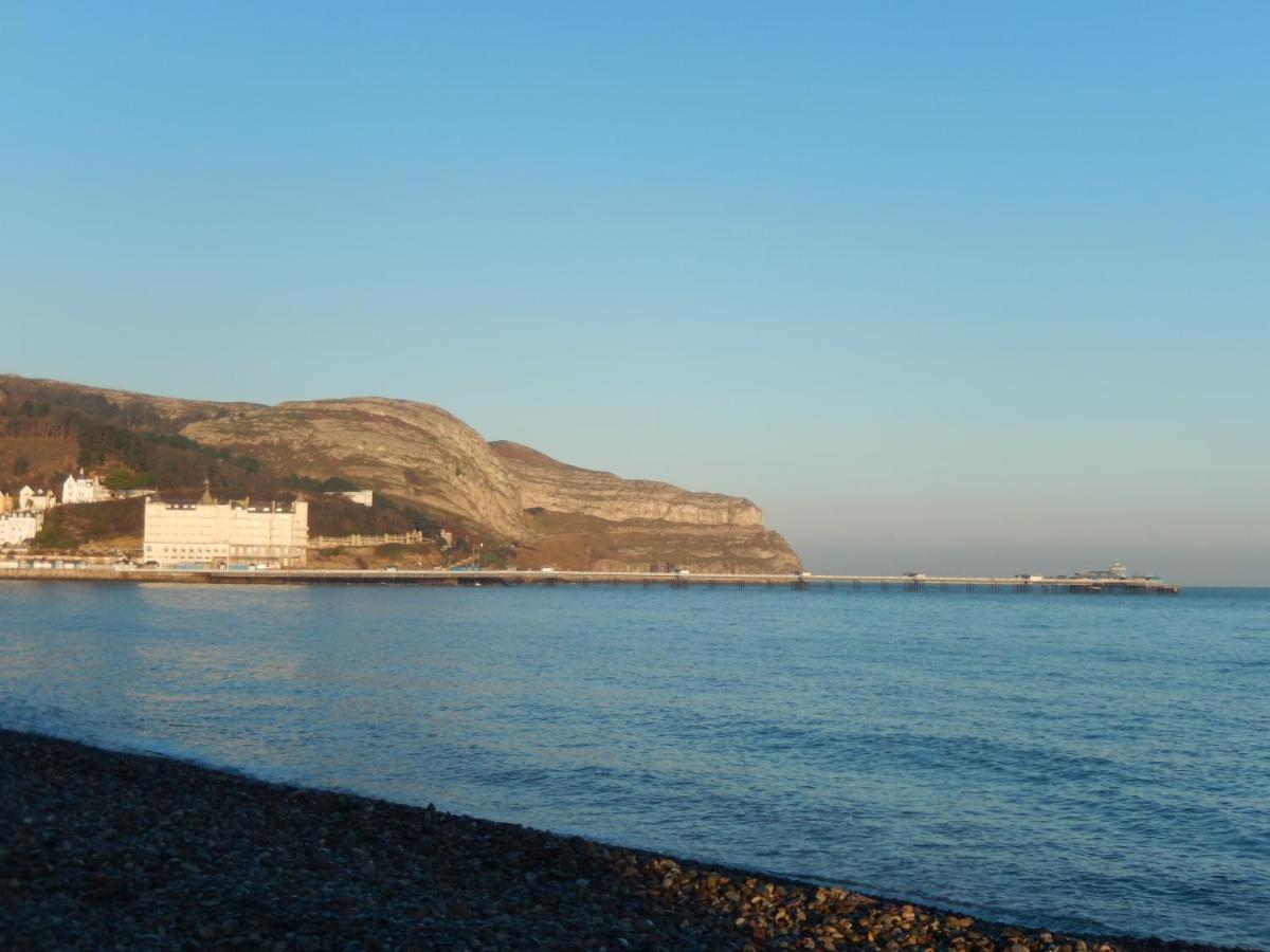 The Oasis Hotel Llandudno Exterior photo