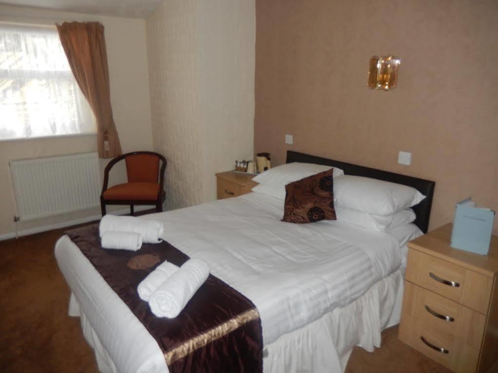 The Oasis Hotel Llandudno Exterior photo